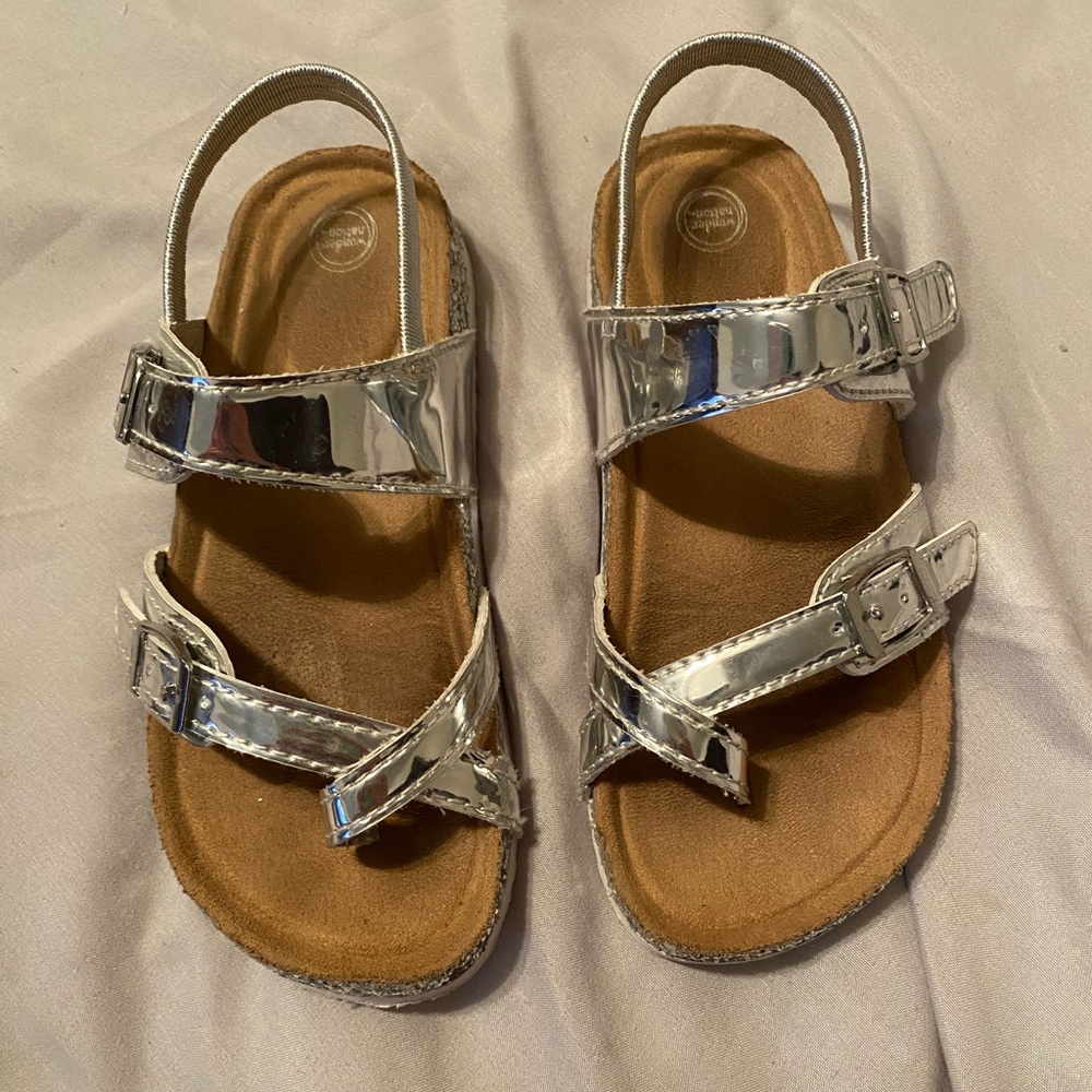 Girl’s Sandals